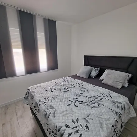 Lux * Živinice