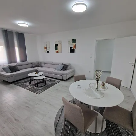 Lux Živinice
